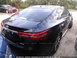 تويوتا أفالون